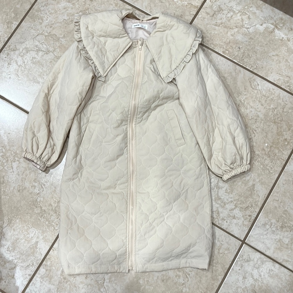 Tween Girls Quilted Coat with Removable Ruffle Portrait collar size 9